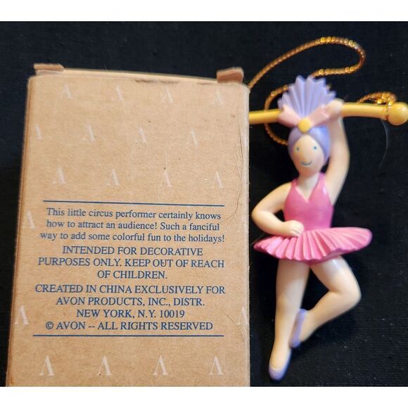 Avon Ornament Ballerina Three Ring Circus - Picture 5 of 5